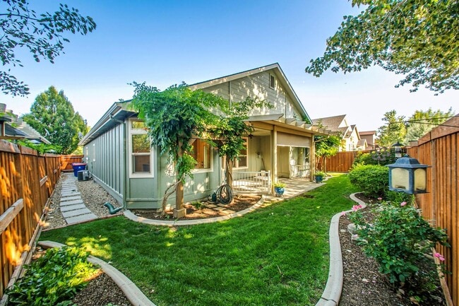 Building Photo - Beautiful Single Level Boise South Boise H...