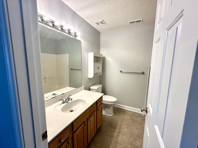 Building Photo - 1686 Sandpiper Dr