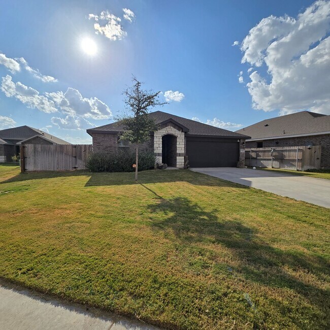 Building Photo - 7003 Adenium Rd