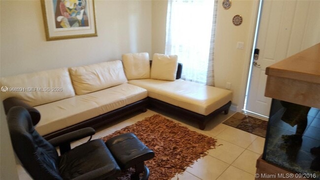 Building Photo - 14716 SW 25th Ln