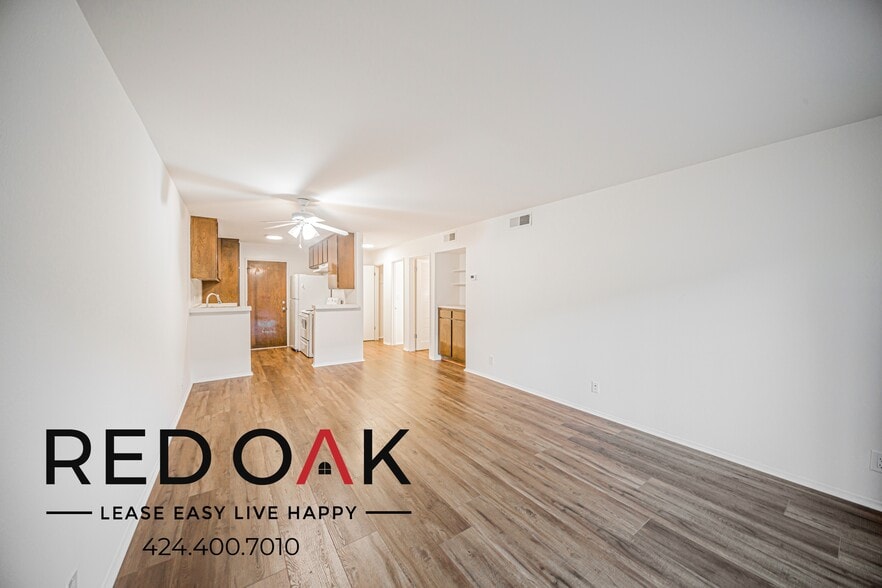 Primary Photo - 215 S Madison Ave