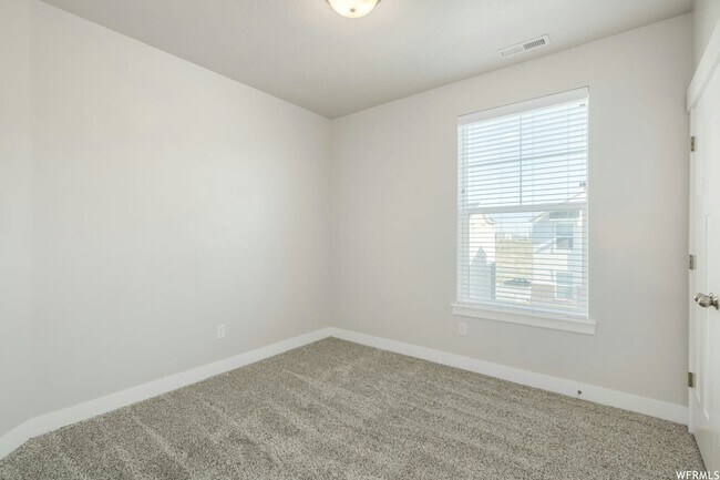 Building Photo - 3695 W 1850 N