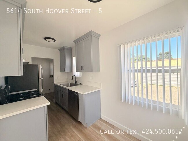 Building Photo - 5614 S Hoover St