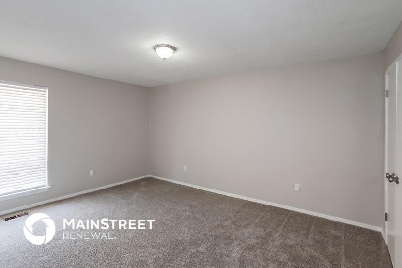 Building Photo - 3800 NW 125th St