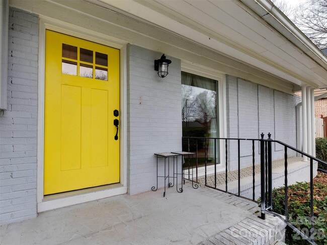 Building Photo - 7026 Morganford Rd