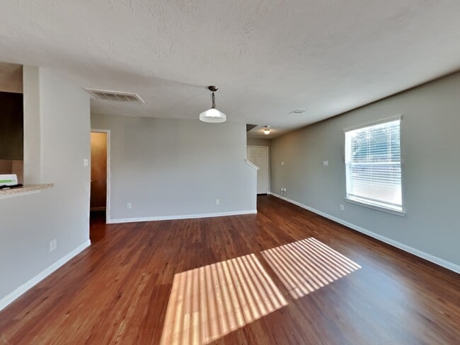 Building Photo - 1203 Gibson Crossing Way