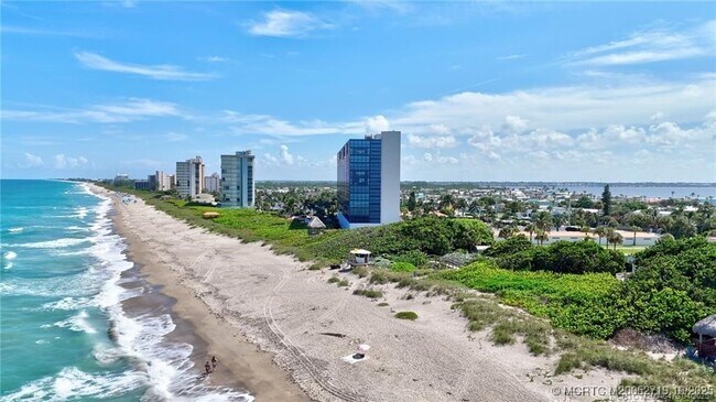 Building Photo - 10200 S Ocean Dr