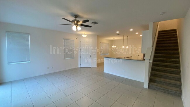 Building Photo - 6952 Tussilago Way