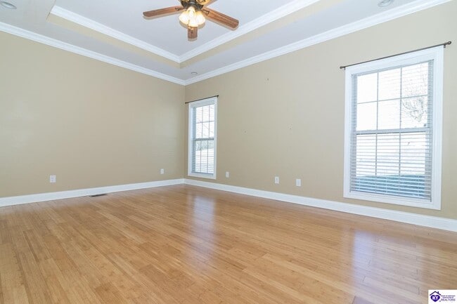 Building Photo - 114 Lowball Ln