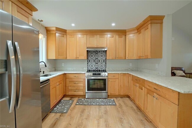 Building Photo - 3580 Woodstock Rd