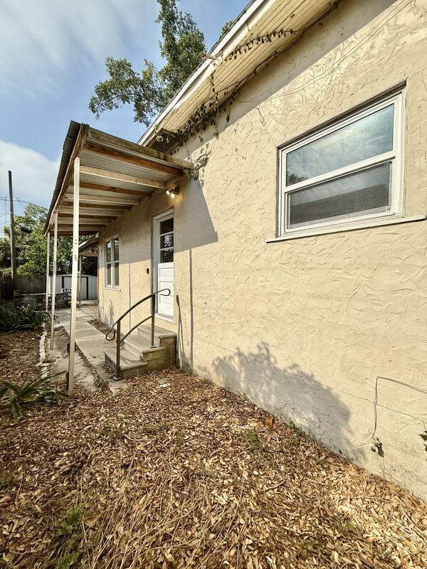Building Photo - 641 Mehlenbacher Rd
