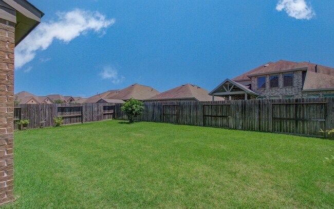 Building Photo - 10838 Bouldin Creek