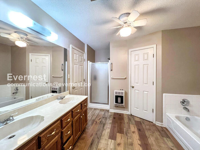 Building Photo - 7778 Stacey Dr
