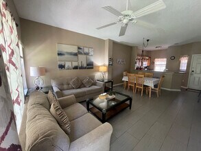 Building Photo - 2772 Sun Key Pl