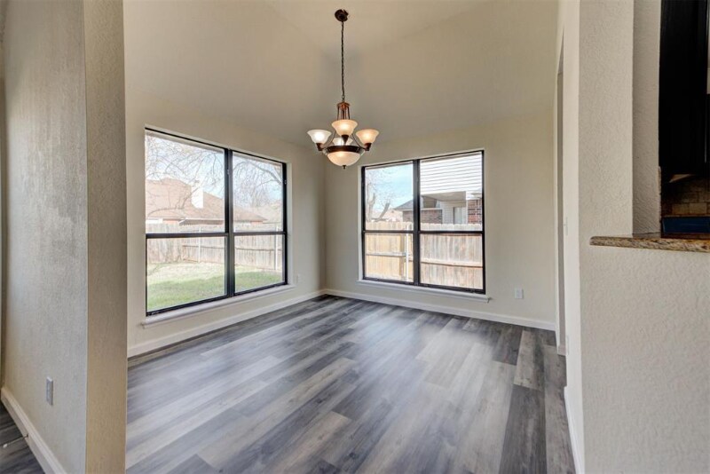 Building Photo - 8125 Jason Dr