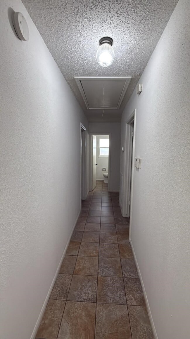 Building Photo - 8230 Amurwood Dr
