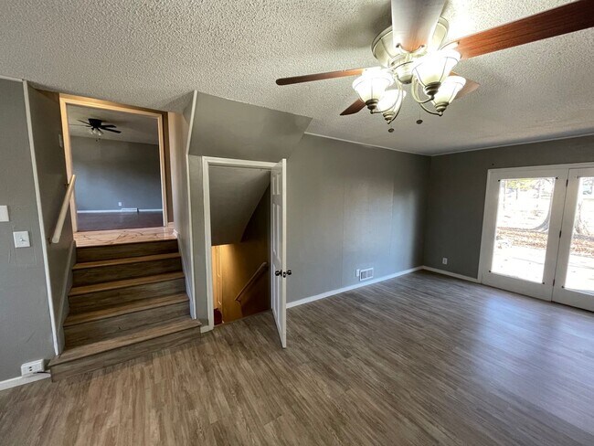 Building Photo - What a Beautiful home at 2500sq ft!  A cha...