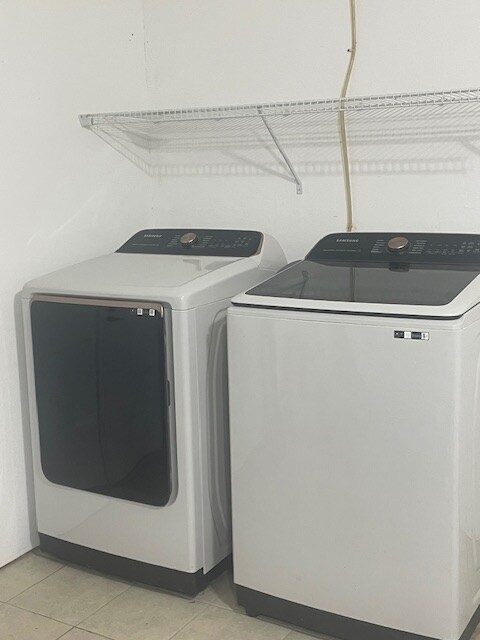 Building Photo - 2126 Redwood St