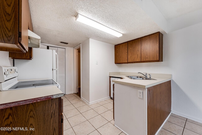 Building Photo - 791 Assisi Ln