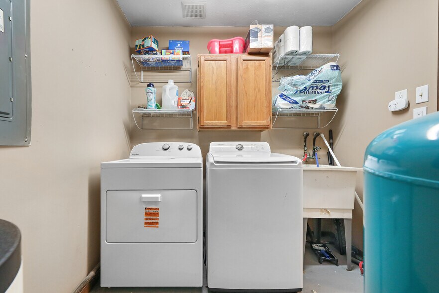 Utility/Laundry Hookups - 1098 Big Valley Dr