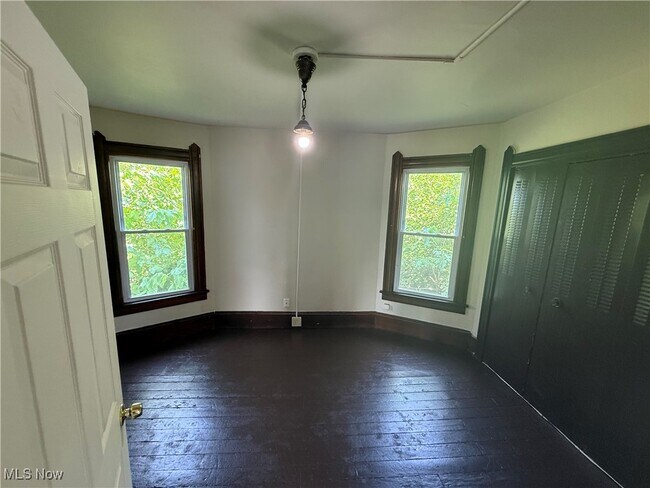 Building Photo - 1355 Addison Rd
