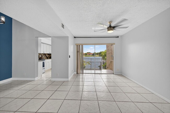 Building Photo - 3239 NW 44th St