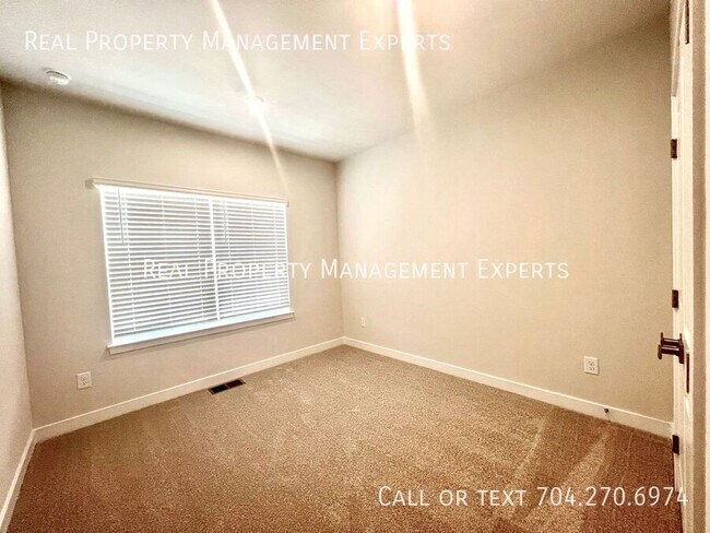 Building Photo - 1068 Bracken Hill Rd