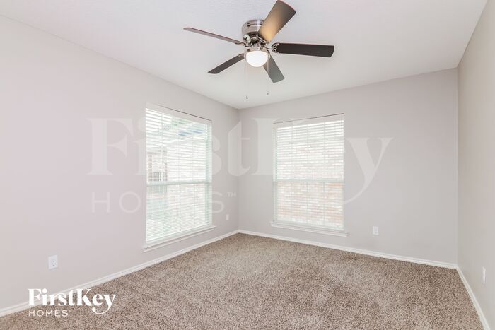 Building Photo - 3152 Bourbon St Cir