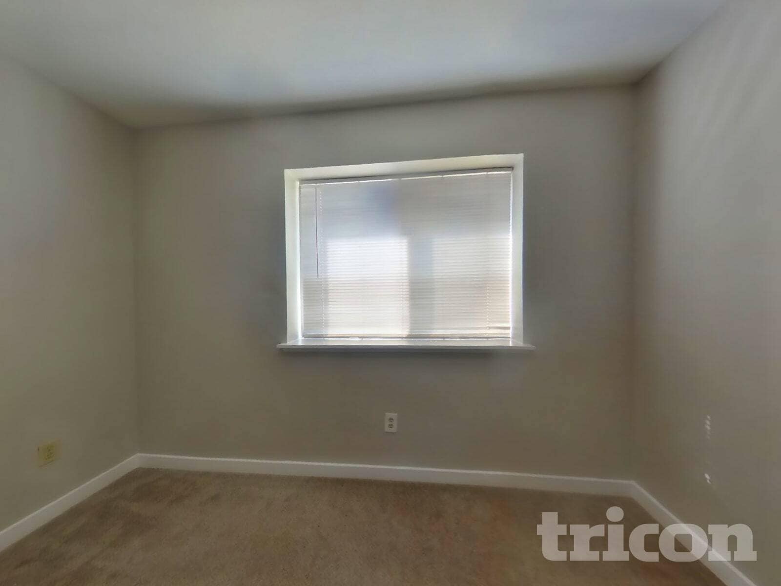 Building Photo - 601 Jeelu Way