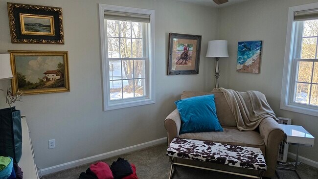 Building Photo - 533 Prospect St