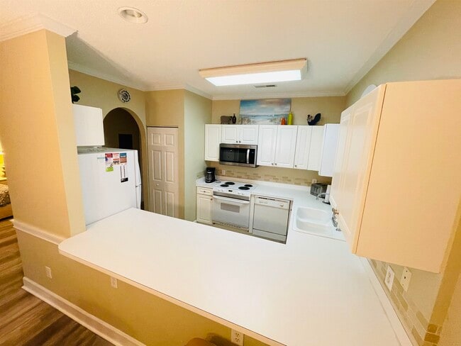 Building Photo - 702 Riverwalk Dr