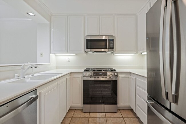 Building Photo - Total Quality Living ~ El Escorial...East ...