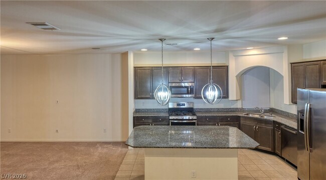 Building Photo - 7122 Black Sage St