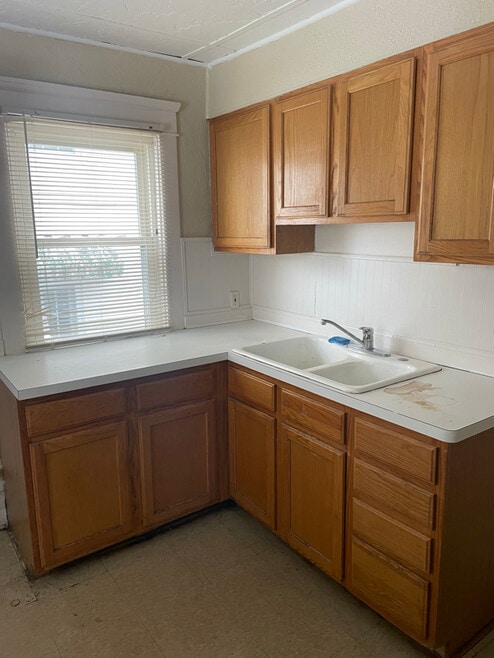 Building Photo - 3114 Ruby Ave