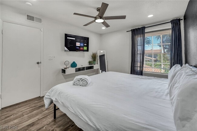 Building Photo - 1334 Dorothy Ave