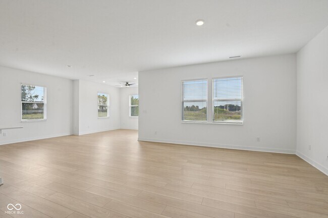 Building Photo - 15480 Postman Rd