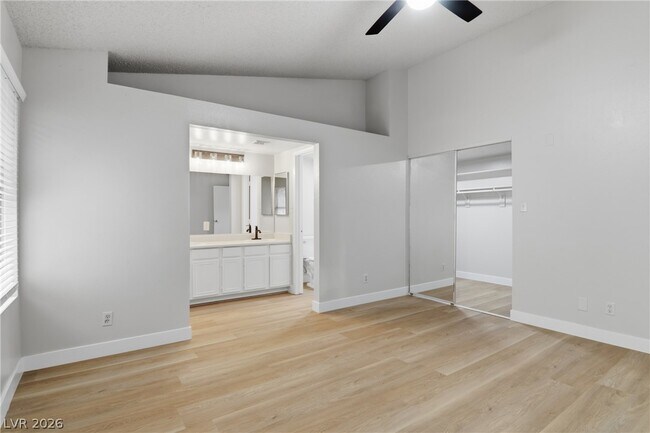 Building Photo - 6224 Caprino Ave