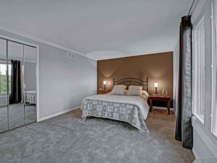 Building Photo - 205 Charter Oaks Dr