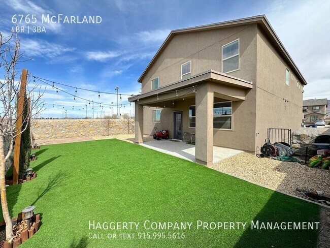 Building Photo - West El Paso 4 bed Refrig A/C with 3 car g...