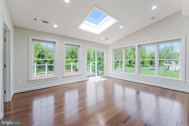Building Photo - 22507 Bowens Wharf Pl