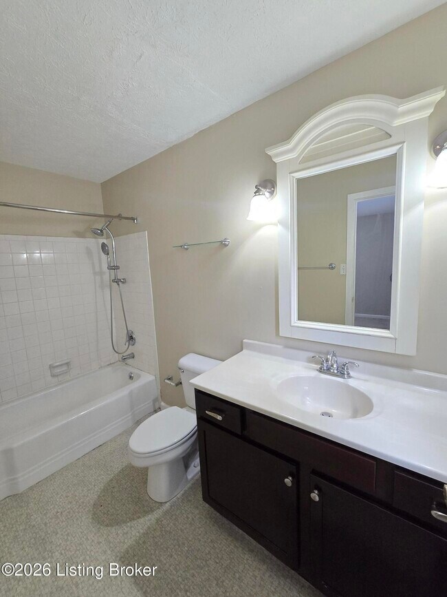 Building Photo - 2831 Goose Creek Rd