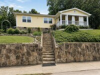 Building Photo - 902 Endicott St