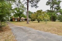 Building Photo - 47 Loring Mill Rd