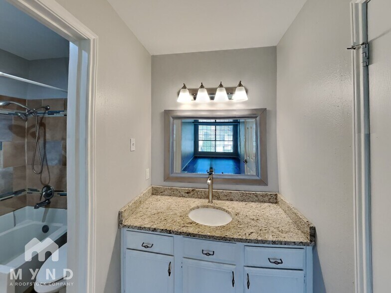 Building Photo - 5726 Marvin Loving Dr