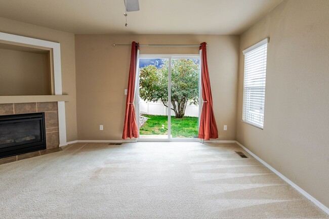 Building Photo - $2195 | 3BR/2.5BA | Dog Friendly Beautiful...