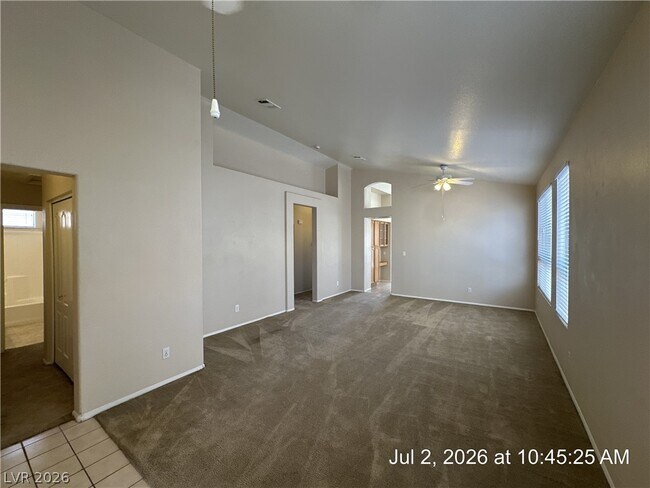 Building Photo - 122 McLaren St