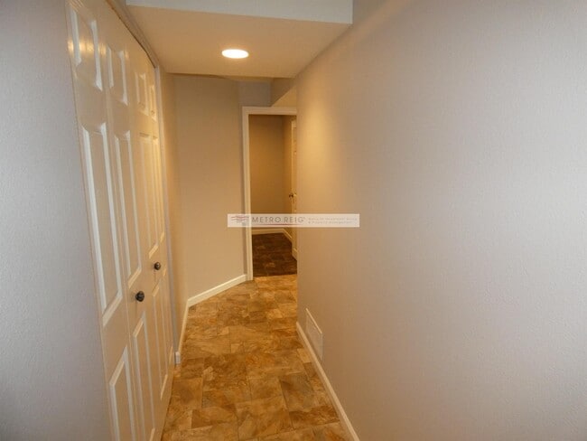 Building Photo - 7576 Matai Ct