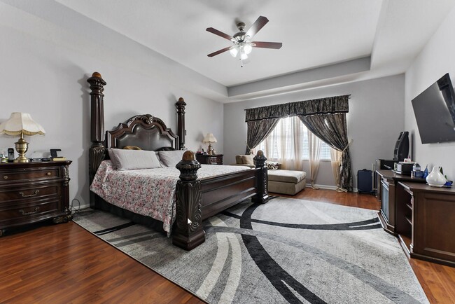 Building Photo - 206 Gazetta Way