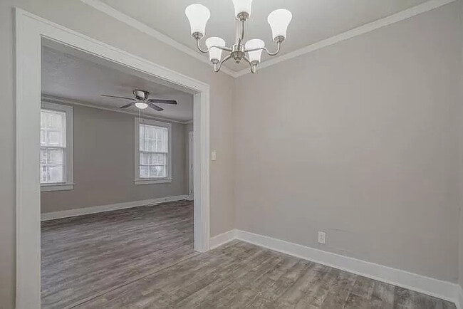 Building Photo - 2659 Harvey Ave
