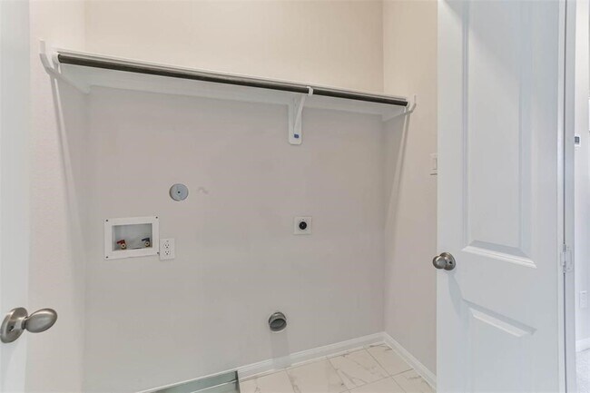 Building Photo - 704 Ocean Palms Dr